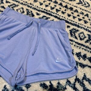 🔥 Nike Women’s Sportswear Shorts purple small shorts with pockets drawstring